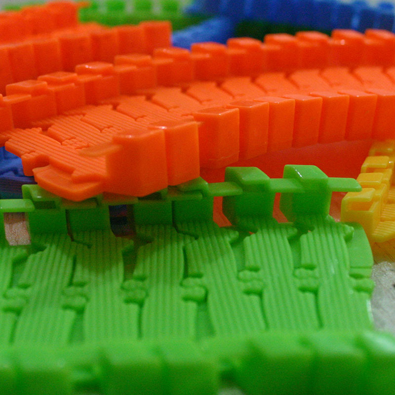 DIY Assemble Universal Racing  - Hot Wheels Car Track Sets recension och pris